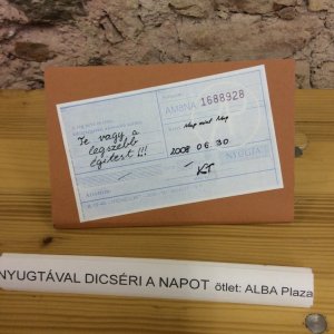 Nyugtával dícséri a napot